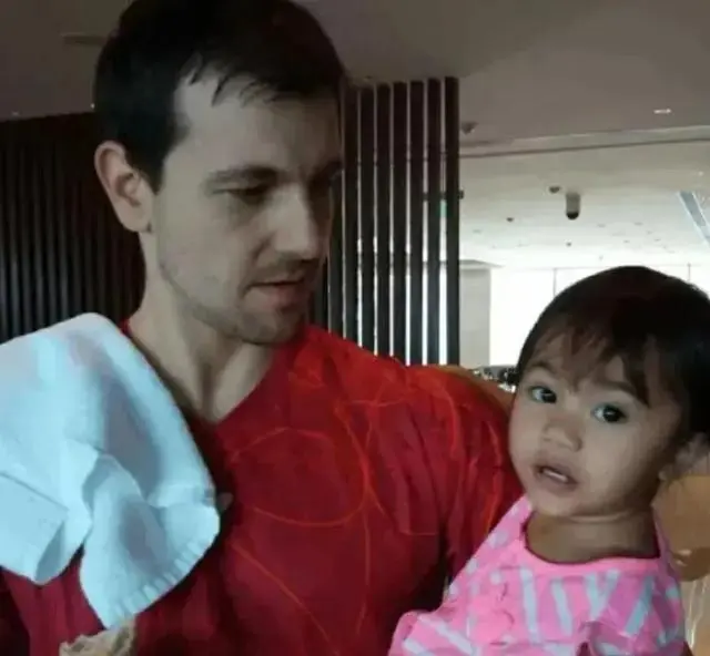 是不折不扣, 波尔也是非